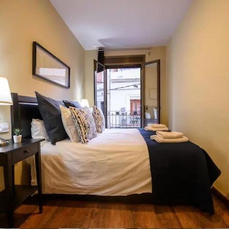 Ramblasrentals Cozy Renovated 2Br With Balcony Lift 20M Rambla - Parking - Wifi Barselona Dış mekan fotoğraf