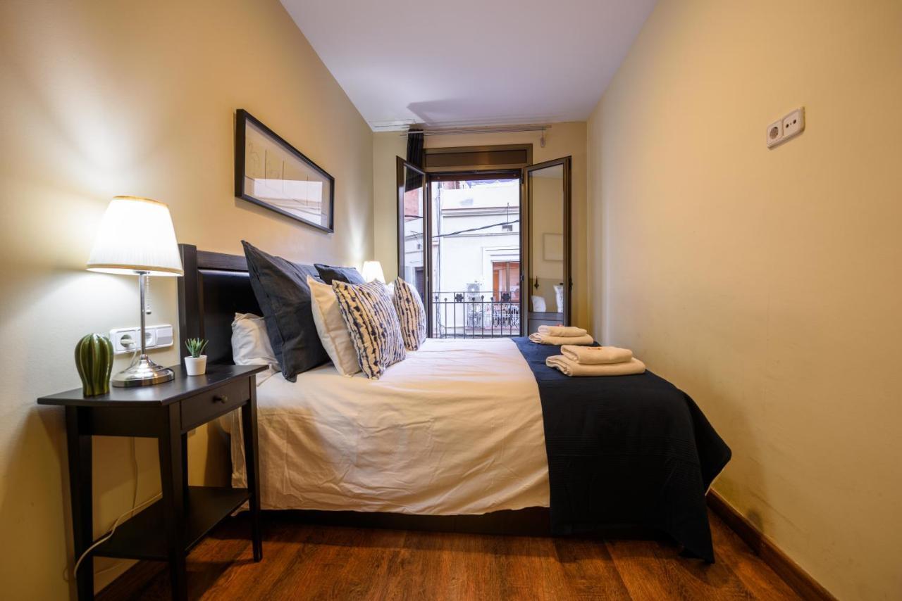 Ramblasrentals Cozy Renovated 2Br With Balcony Lift 20M Rambla - Parking - Wifi Barselona Dış mekan fotoğraf