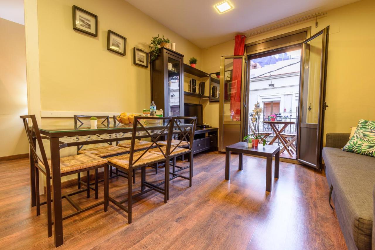 Ramblasrentals Cozy Renovated 2Br With Balcony Lift 20M Rambla - Parking - Wifi Barselona Dış mekan fotoğraf
